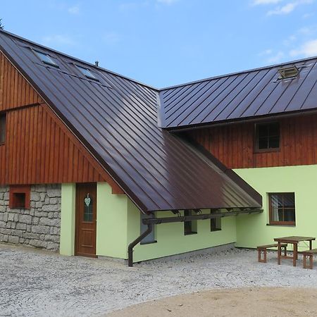 Apartments Skiareál U Vodárny Bedřichov Janov nad Nisou Esterno foto